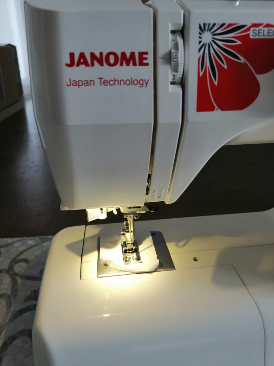 Швейная машина Janome J925S — отзывы покупателей, фото и обзор смотри в Мир  Швейных Машин